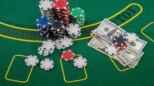 Người chơi Việt Nam truy cập sảnh game f168n trên điện thoại di động